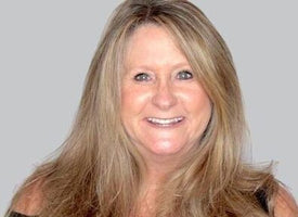 <strong>KATHY</strong>