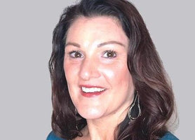 <strong>BELLA</strong>